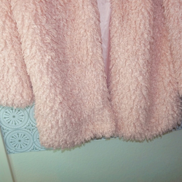 PrettyLittleThing Pink Teddy Coat - Picture 4 of 8